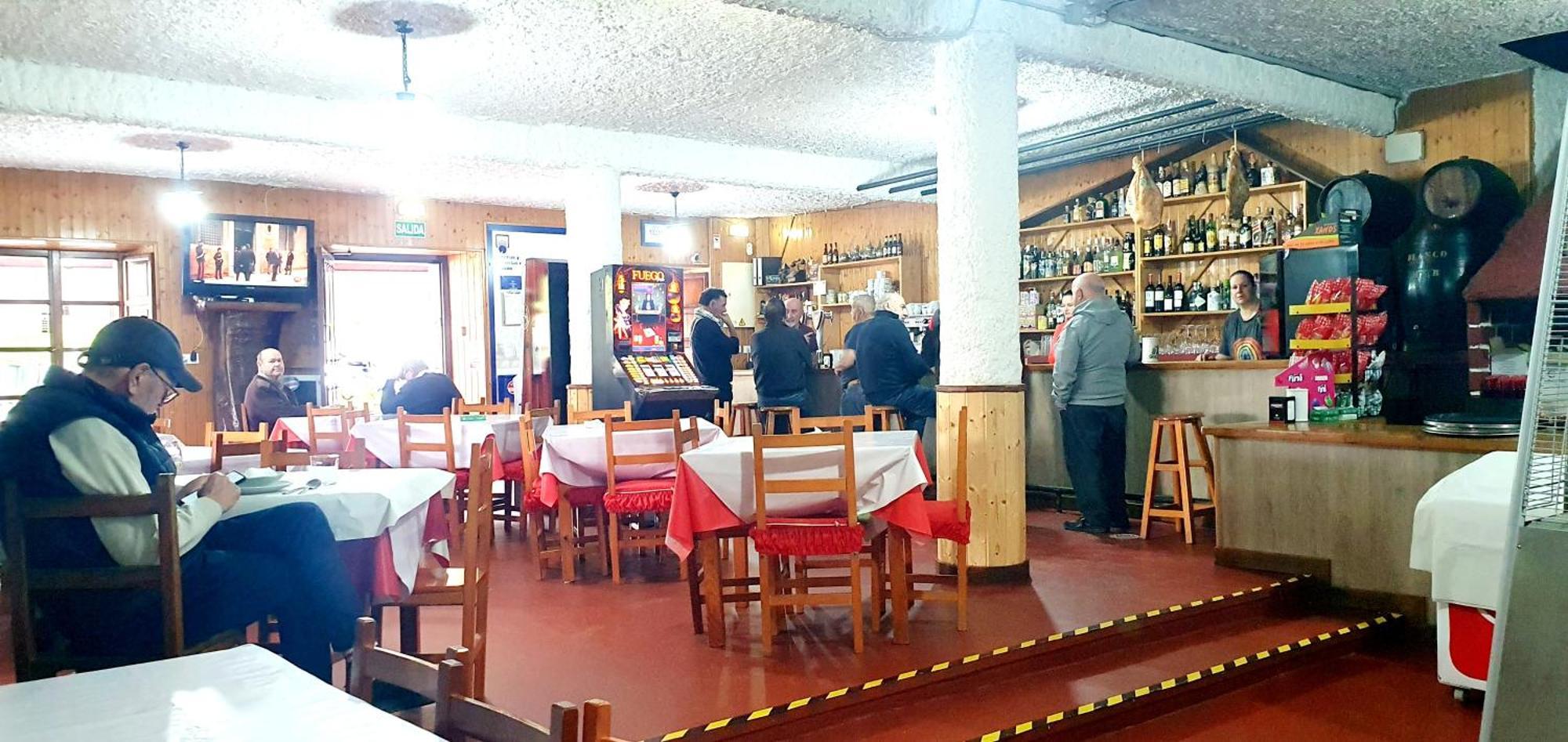 Готель Sidreria La Casa Abajo Ла-Франка Екстер'єр фото